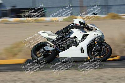 media/Oct-17-2024-Racers Edge (Thu) [[f51934c085]]/B Group/Session 4 (Turn 16)/